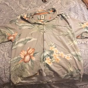 Hawaiian button up